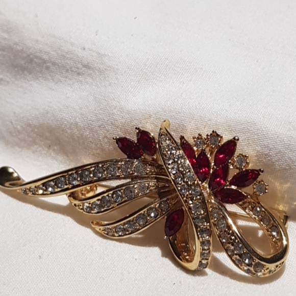 Vintage Gold with Gems Brooch